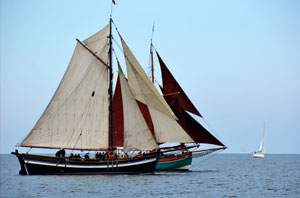 Heiligenhafen, volle Segel leichter Wind: Kohlregatta 2016